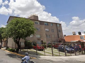 Departamento · 98m² · 3 Recámaras · 2 Estacionamientos · Departamento en Venta