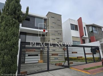 Casa · 350m² · 3 Recámaras · 4 Estacionamientos · Casa en Venta, Col. Lomas Verdes Naucalpan