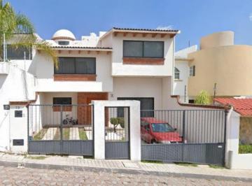Casa de 3 habitaciones, Querétaro · Casa en Venta en Santiago de Queretaro