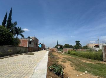 Terreno / Lote , San Sebastián Tutla · Terreno en Venta Cerca de Av Ferrocarril en Calle Pavimentada y Caseta de Vigilancia