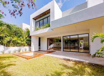 Casa · 335m² · 3 Recámaras · 4 Estacionamientos · Casa en Venta en Paseos Country, Mérida - (4)