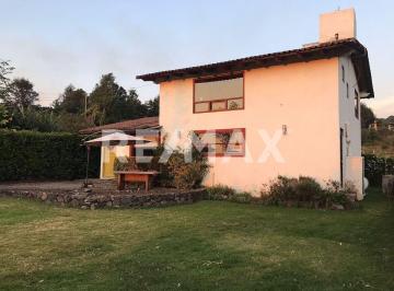 Casa · 140m² · 3 Recámaras · 2 Estacionamientos · Casa en Renta - (4)