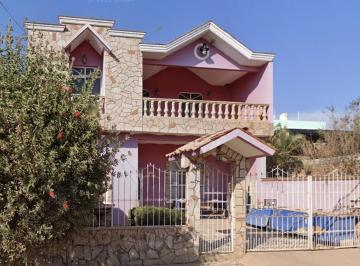 Casa de 4 habitaciones, El Arenal · Oportunidad de Inversión | Amplia Casa en El Arenal (200 M&sup2;)