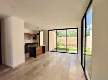 Casa · 180m² · 2 Recámaras · Casa en Dzityá