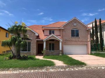 Casa · 3 Recámaras · 2 Estacionamientos · Casa en Renta Amueblada Lagunas de Miralta, Altamira, Tamaulipas