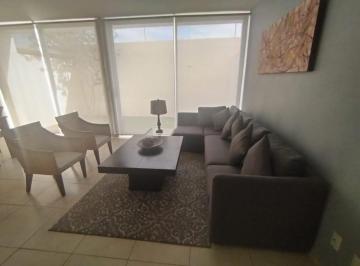 Casa · 190m² · 3 Recámaras · 2 Estacionamientos · Amueblada en Puerta Natura