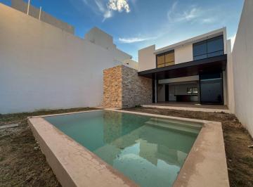 Casa · 237m² · 3 Recámaras · Venta Casa Residencial de 3 Recamaras y Alberca, Santa Gertrudis Copo, Mérida