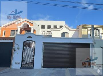 Casa · 380m² · 3 Recámaras · 2 Estacionamientos · Casa en Sábalo Country