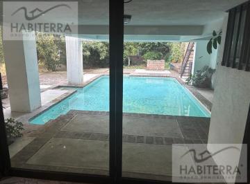 Casa en condominio · 600m² · 4 Recámaras · 6 Estacionamientos · Renta Excelente Departamento