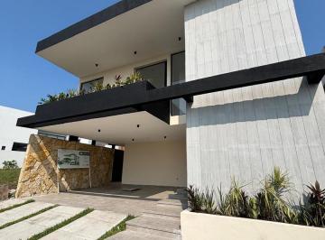 Casa · 250m² · 4 Recámaras · 2 Estacionamientos · Punta Tiburón, Casa en Venta de 4 Recámaras, Una en Pb, en Laguna VII