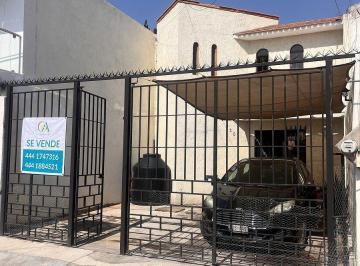 7be5a27d2e7447e11df2cabf60ea5eaabf2a0e73d04ef1252b65489ca0beeea1 · Casa en Venta/ Renta Jacarandas