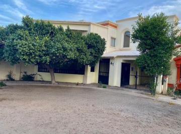 Casa · 241m² · 3 Recámaras · 2 Estacionamientos · Baja Casa en Venta en Villa Bonita Residencial, en Hermosillo, Sonora