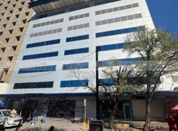 Oficina · 466m² · 6 Estacionamientos · Oficina en Renta en Monterrey