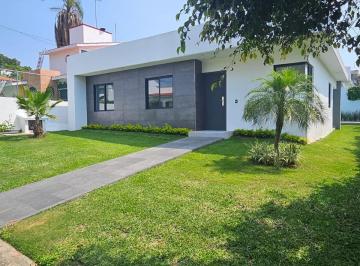 Casa de 3 habitaciones, Atlatlahucan · Magnifica Casa en un Nivel, Excelente Precio. Alberca, Terraza y Jardín. Bien Ubicada
