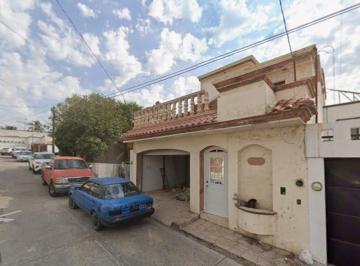 Casa de 3 habitaciones, Durango · ¡Residencia de Lujo en Privada Lomas del Parque, Durango!