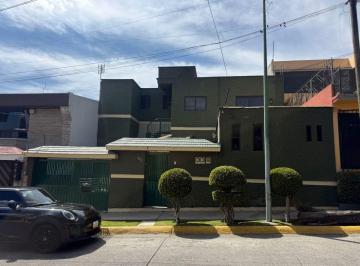 Casa de 6 habitaciones, Naucalpan de Juárez · Venta Casa Jardines de San Mateo