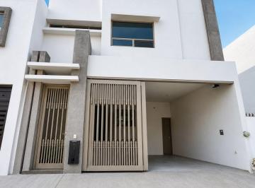 Casa de 3 habitaciones, Monterrey · Propiedad en Renta Sector Cumbres Élite