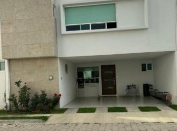 Casa en condominio de 3 habitaciones, San Pedro Cholula · Casa en Venta en 38 Oriente, Fraccionamiento San Diego, San Pedro Cholula, Puebla.
