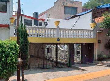 Casa de 4 habitaciones, Atizapán de Zaragoza · Casa en Venta en Las Alamedas Ciudad López Mateos.