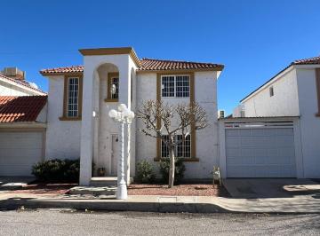 Casa de 3 habitaciones, Juárez · Casa en Venta Fracc. Fuentes del Valle por Galerias Tec