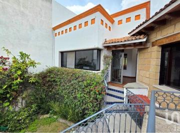 Casa · 179m² · 2 Recámaras · 2 Estacionamientos · Casa en Venta en Loma Dorada, Queretaro.
