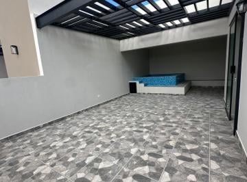 Casa · 250m² · 3 Recámaras · 2 Estacionamientos · Venta Casa 3 Recámaras Cancun