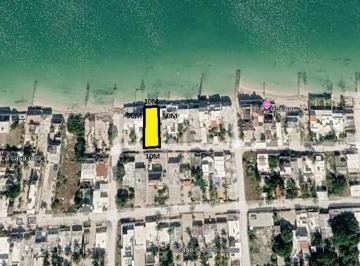 Terreno / Lote · 500m² · Terreno Frente Al Mar, con Excelente Ubicación, en Chelem Puerto Yucatan
