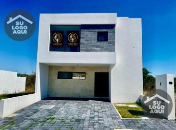 Casa · 172m² · 3 Recámaras · 2 Estacionamientos · Casa en Fraccionamiento Grand Preserve