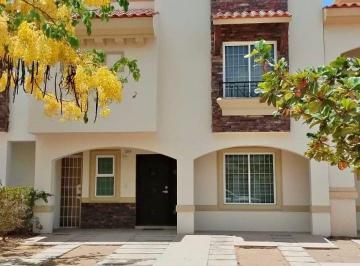 Casa · 146m² · 3 Recámaras · 2 Estacionamientos · Casa en Venta en Stanza Cantabria
