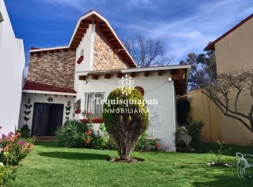 Casa de 3 habitaciones, Tequisquiapan · Casa en Venta en Tequisquiapan Fraccionamiento Club de Golf