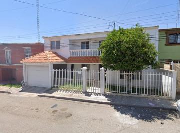 Casa de 4 habitaciones, Chihuahua · Lasm45 - Casa en Venta en Las Granjas – Excelente Ubicación y Comodidad Familiar