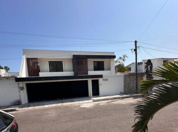 Casa · 447m² · 4 Recámaras · 3 Estacionamientos · Casa en Venta en Costa de Oro Boca del Río Veracruz