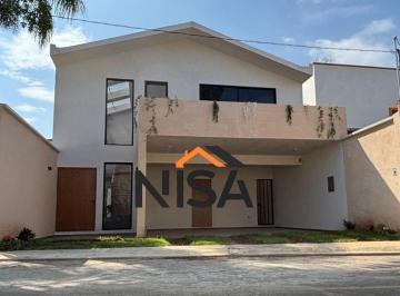 Casa de 3 habitaciones, Córdoba · Residencia en Venta Finos Acabados Residencial Privado