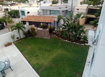 Departamento de 2 habitaciones, Acapulco de Juárez · Rento por Año Departamento en Costa Azul