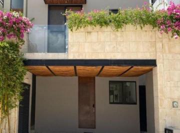 Casa de 3 habitaciones, Solidaridad · Recuperación Bancaria en Playa del Carmen