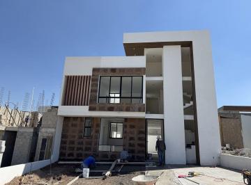Casa de 4 habitaciones, El Marqués · Casa en Venta de 4 Recamaras en El Mirador, Zona Cañadas, Queretaro