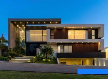 1 · Casa en Venta en Fraccionamiento Punta Tiburón $34,000,000
