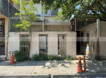 Terreno comercial · 170m² · 4 Recámaras · 3 Estacionamientos · Terreno Comercial en Venta en Monterrey