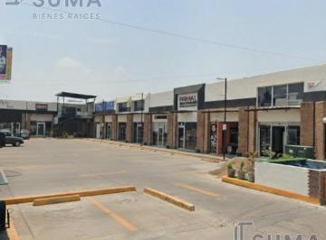 Local comercial · 100m² · 4 Estacionamientos · Local en Renta en Colonia Las Américas, Madero Tamaulipas. Sobre Blvd Adolfo Lopez Mateos.