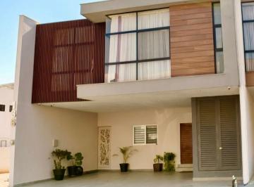 Casa de 3 habitaciones, Santiago · Hermosa Casa en Venta en Altares Residencial