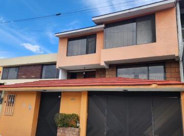 Casa · 314m² · 3 Recámaras · 3 Estacionamientos · Casa en Venta en Hacienda de Coyoacan