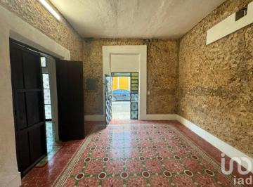Casa · 123m² · 4 Recámaras · Casa en Venta en El Centro de Mérida, Yucatán.