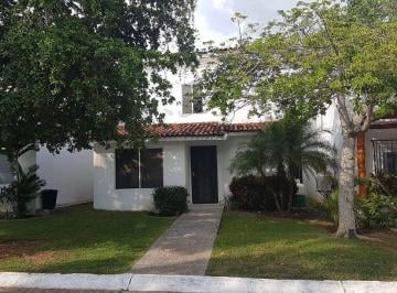 b16a0d0df0b84ad528e64f1e66f8f64fcf3210dafd11cdc5f09e2caad03e2266 · Casa en Venta en La Riviera Nayarit
