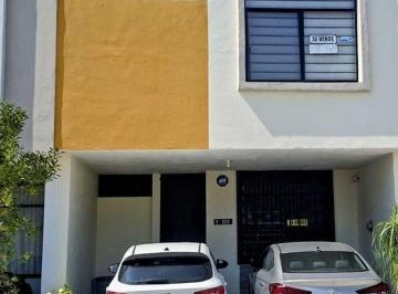 Casa de 3 habitaciones, Tlajomulco de Zúñiga · Casa en Venta en Jardines de Santa Anita