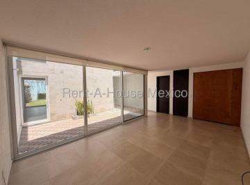 Casa de 3 habitaciones, Querétaro · Casa en Renta 3 Recamaras y Area de Tv, Zibata, El Marques, Querétaro. Cmz