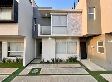 Casa de 3 habitaciones, Zapopan · Casa Venta en Valle Imperial Zapopan Jalisco