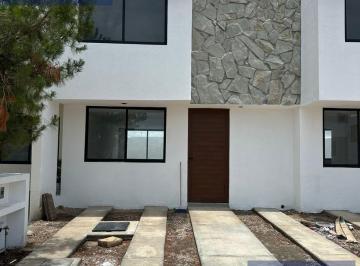 Casa · 110m² · 3 Recámaras · 2 Estacionamientos · Casa - Ciudad Maderas Residencial Querétaro