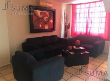 Casa · 160m² · 3 Recámaras · 2 Estacionamientos · Casa con Alberca en Venta y Renta en Fracc. Real Campestre, Altamira Tamaulipas.