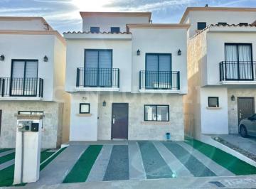 Casa · 264m² · 3 Recámaras · 2 Estacionamientos · Casa en Renta, Viñedos del Mar, Ensenada, B. C.