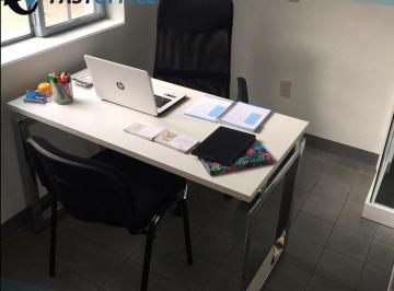 Oficina , Guadalajara · Oficina Privada, Amueblada Para 1 Persona. en Guadalajara. Ideal Para Emprendedores.